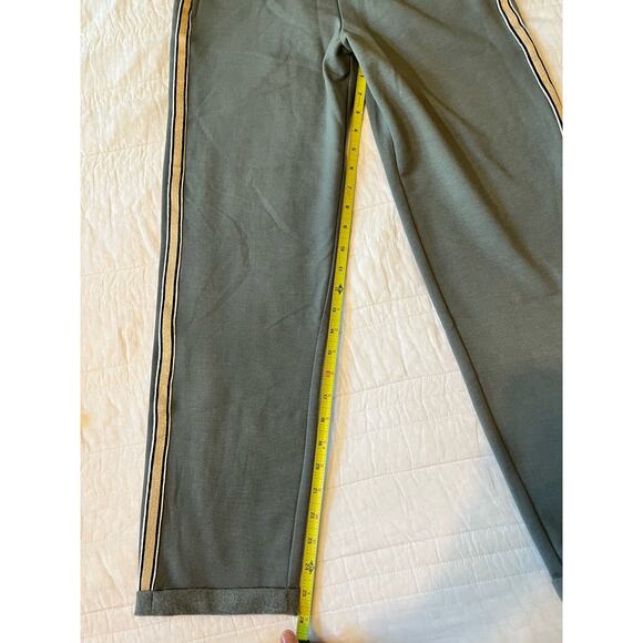 Matilda Jane Women’s Good Hart NWT Eastland Jogger, Olive Sweatpants Cozycore XS - Picture 6 of 11